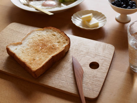 スタジオユタカ　木のカッティングボード　ナラ